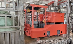蓄電池工礦電機(jī)車充電時要注意什么？
